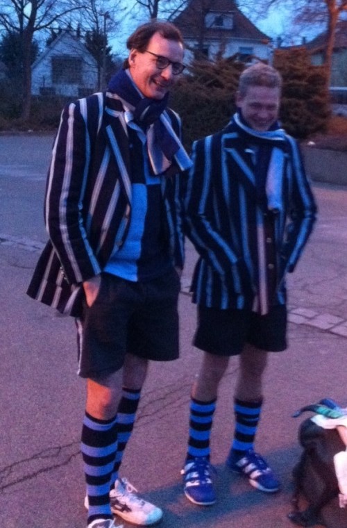 Im vollen Ornat: Diesen Auftritt muss uns erst mal einer nachmachen.